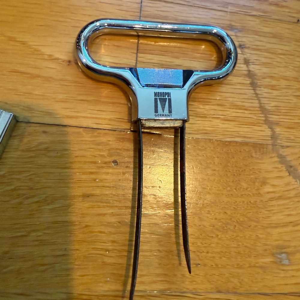 Monopol Germany Two-Prong Cork Puller